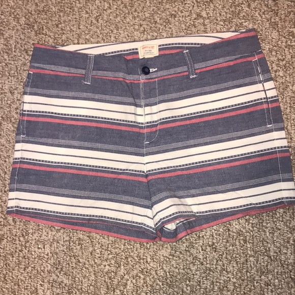 Khakis by Gap 4” Short Blue/white/red stripe 12 - Picture 1 of 4